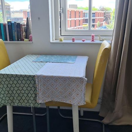Airbnb 'Logeren Aan Het Plein' In Het Centrum Van ميبل المظهر الخارجي الصورة